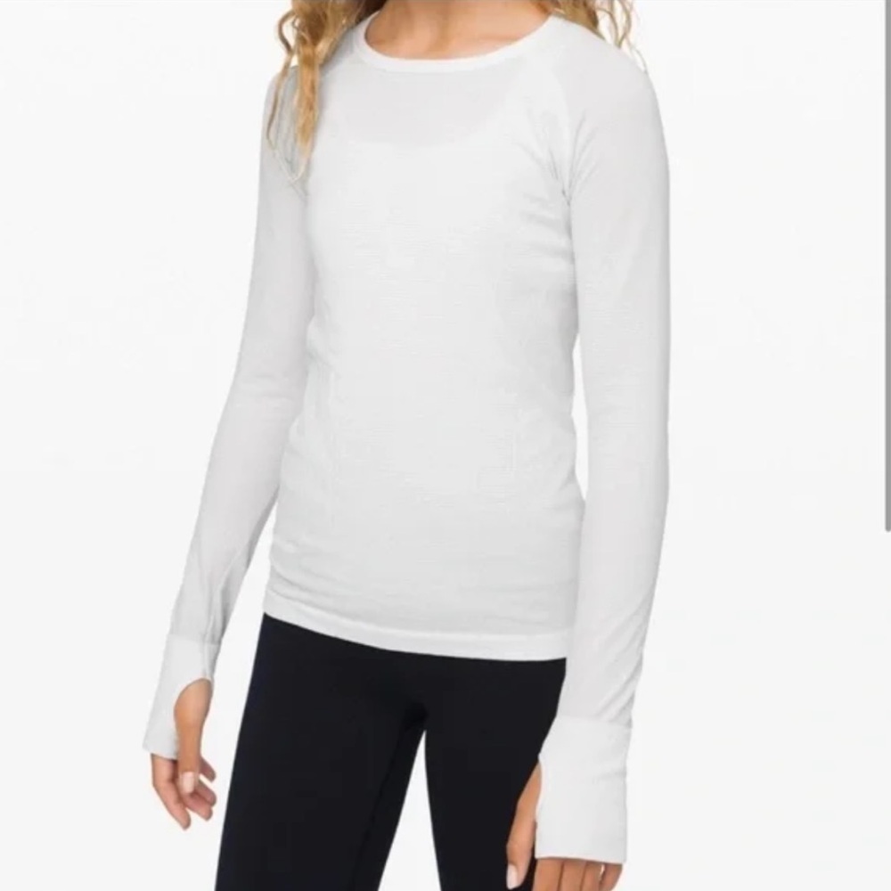 Lululemon Iviva Fly Tech Long Sleeve Swiftly